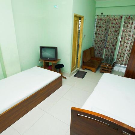 Hotel Star Park Dakhin Kattali 客房 照片