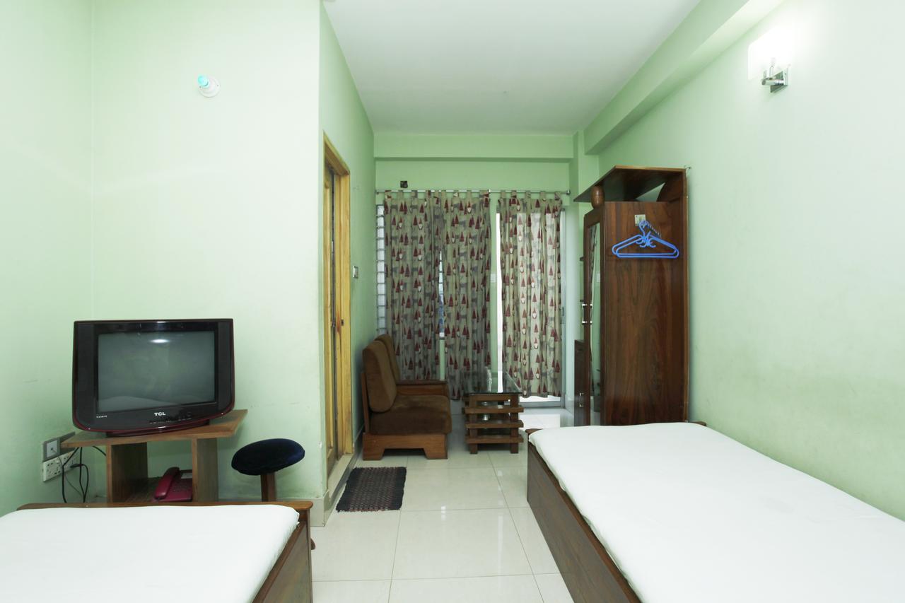 Hotel Star Park Dakhin Kattali 客房 照片