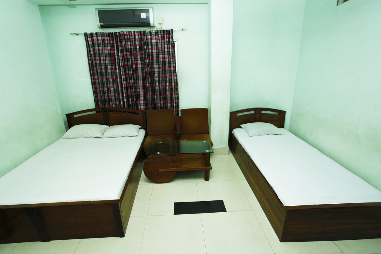 Hotel Star Park Dakhin Kattali 客房 照片